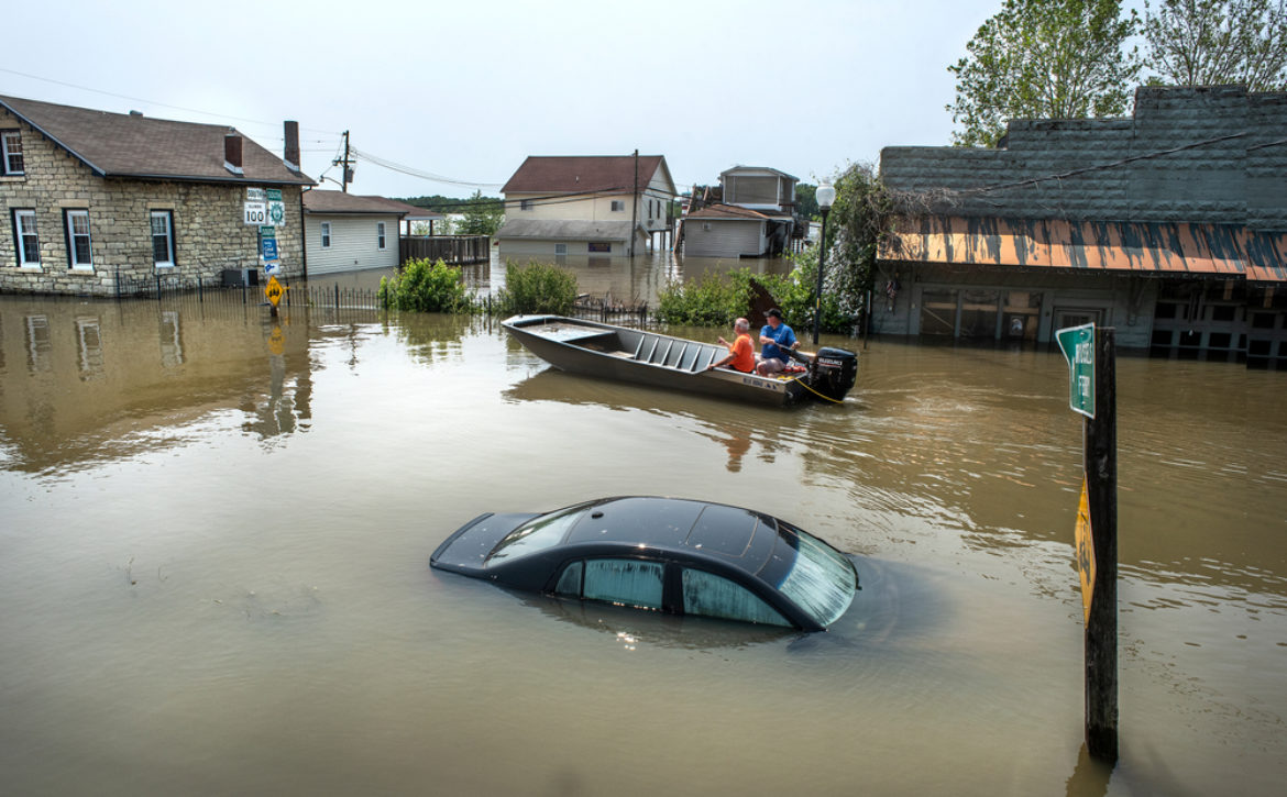 Grafton,,Illinois,,Usa,,June,1,,2019,-car,Submerged,Under,Flood